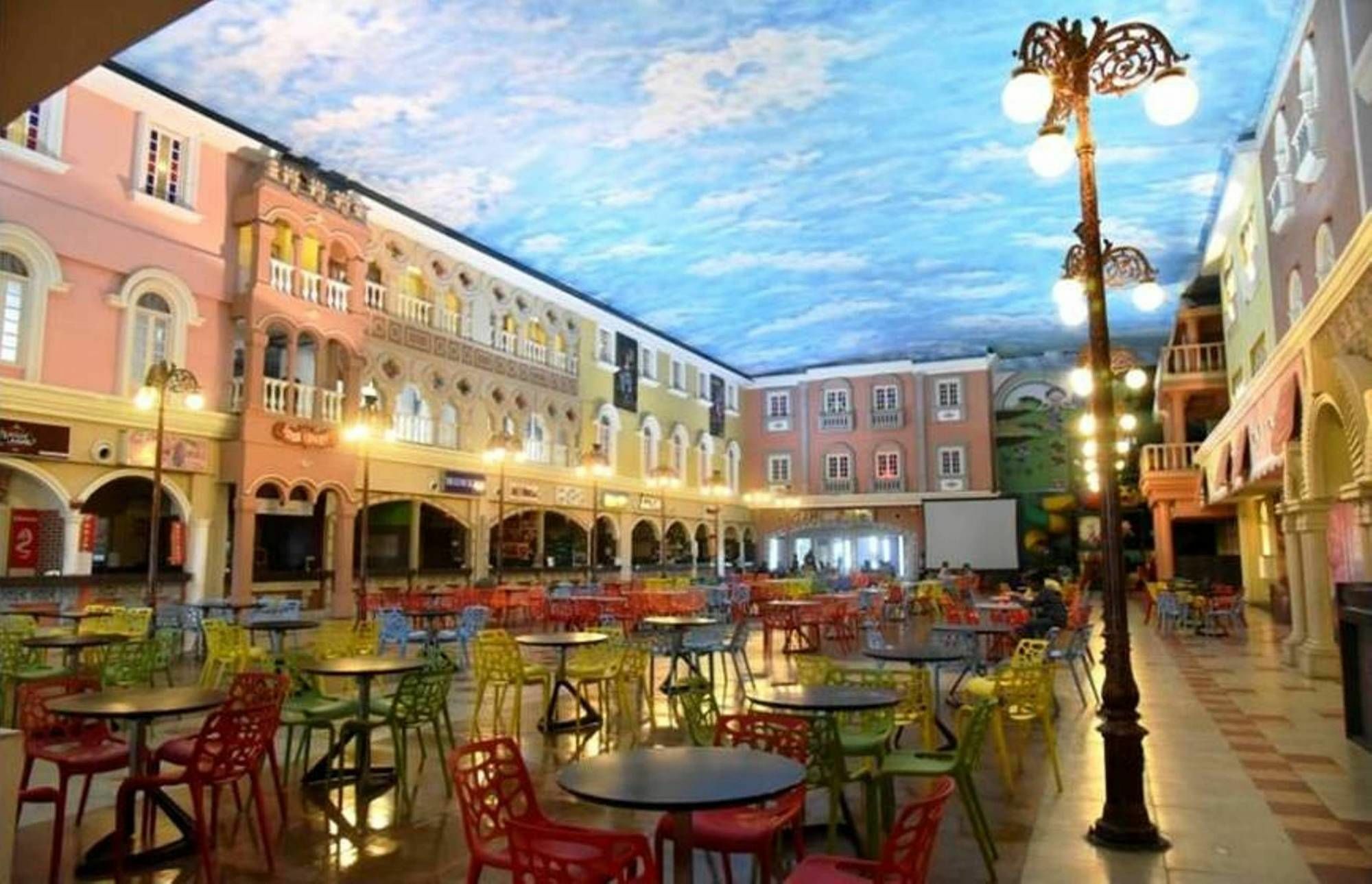 Regenta Inn Vadodara, 500M From Railway Station Dış mekan fotoğraf